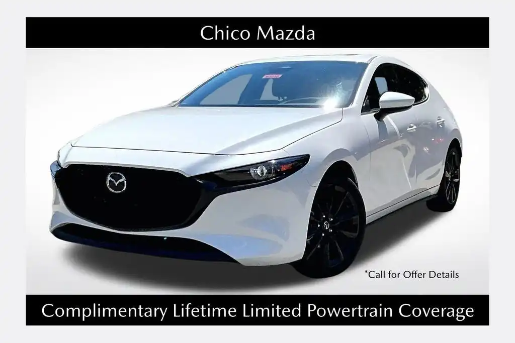 2026 Mazda CX-3 Premium MT 5-Door SKYACTIV's photo