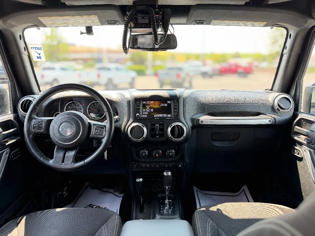 2017 Jeep Wrangler Rubicon photo 5