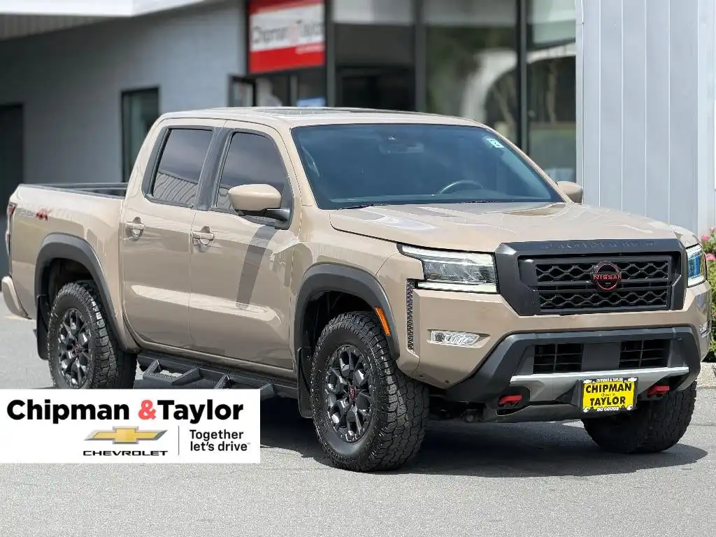 2023 Nissan Frontier PRO-4X Crew Cab 4X4's photo