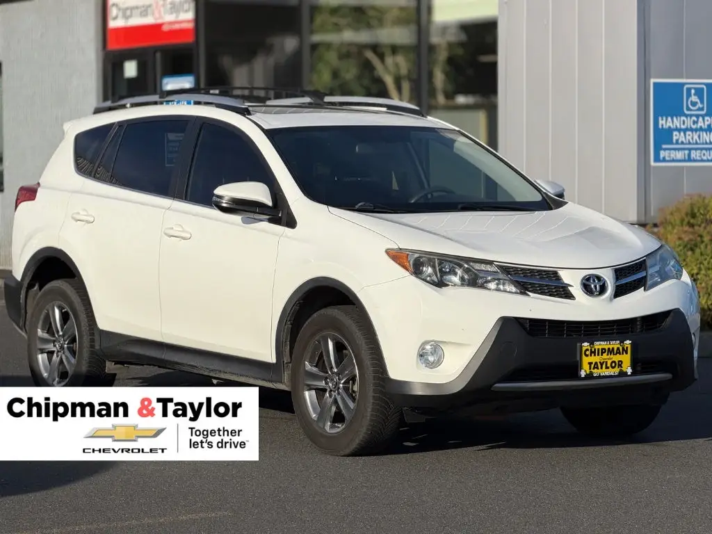 2015 Toyota RAV4 XLE AWD photo 1