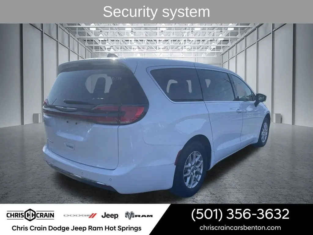 2025 Chrysler Pacifica Select photo 4