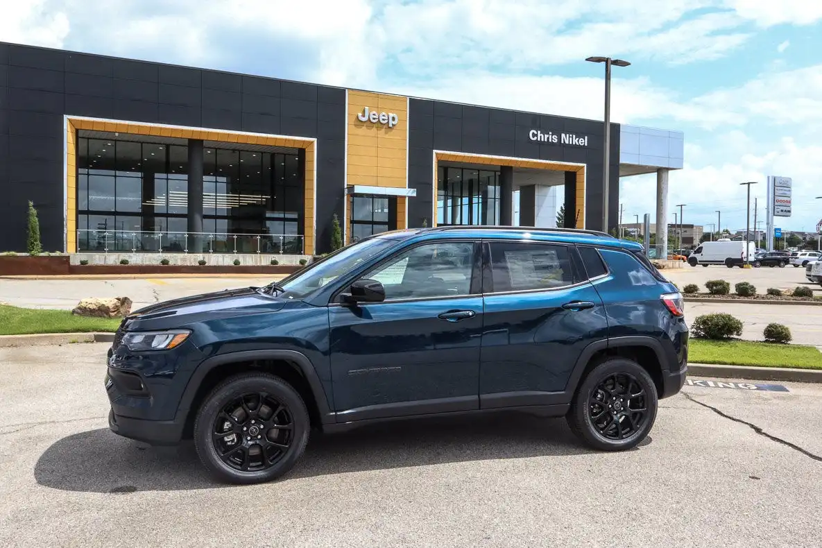 2026 Jeep Compass Altitude 4X4's photo