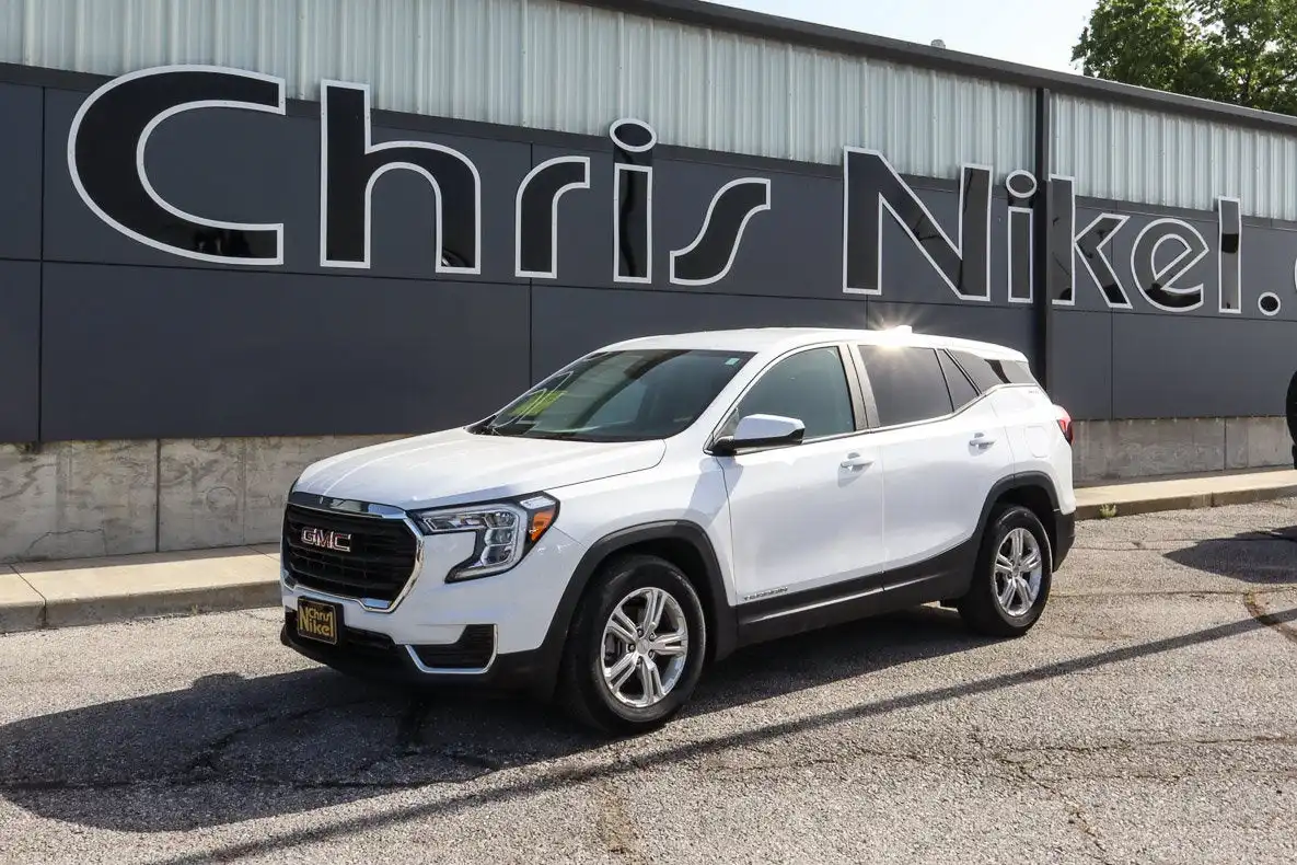2024 GMC Terrain SLE FWD's photo
