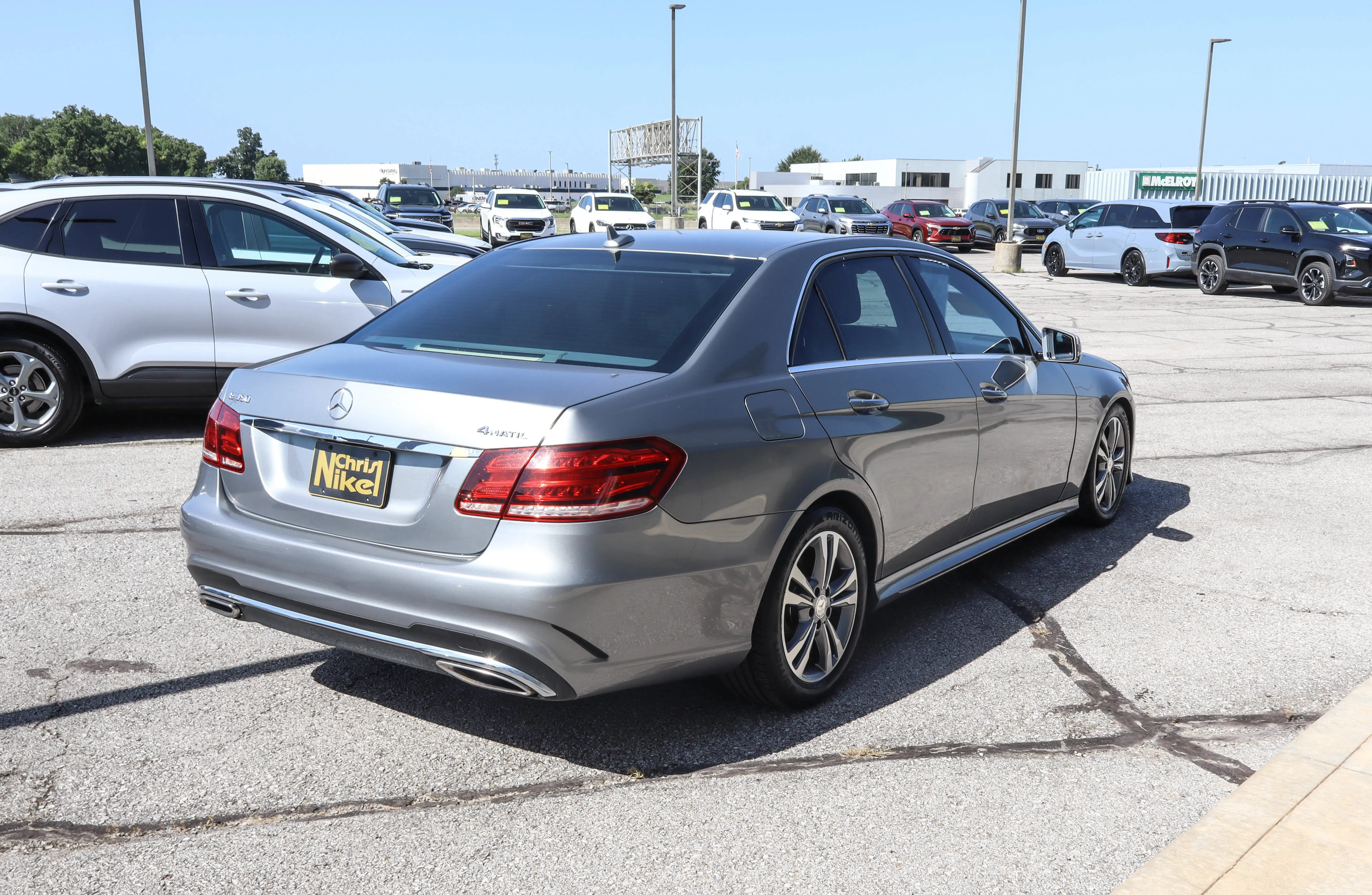 2015 Mercedes-Benz E-Class E350 Luxury 4MATIC photo 4