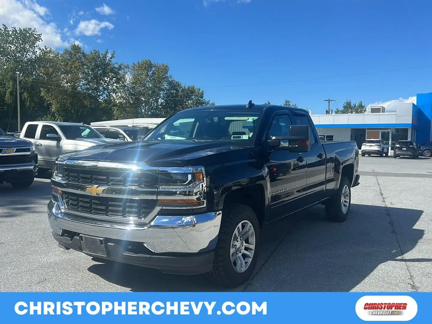 2018 Chevrolet Silverado 1500 LT 4WD Double Cab Standard Box's photo