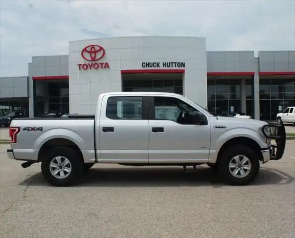 2015 Ford F-150 XL 4x4 SuperCrew 145-in's photo