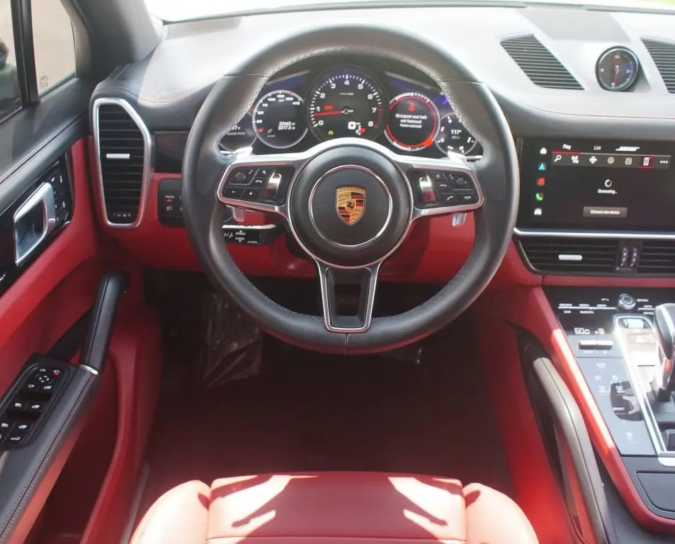 2023 Porsche Cayenne Base photo 5