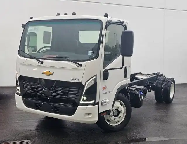 2025 Chevrolet Low Cab Forward 4500XD Diesel 150" WB Regular Cab's photo