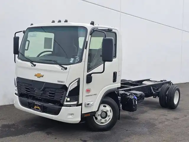 2025 Chevrolet Low Cab Forward 4500HD Diesel 150" WB Regular Cab's photo