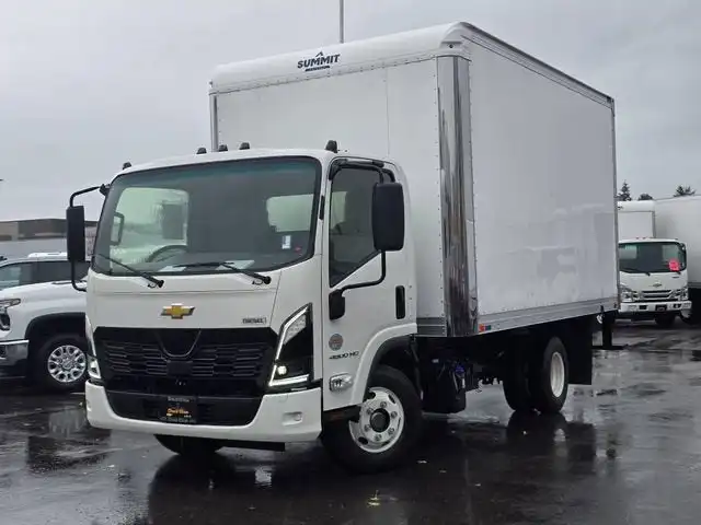 2025 Chevrolet Low Cab Forward 4500HD Diesel 150" WB Regular Cab's photo