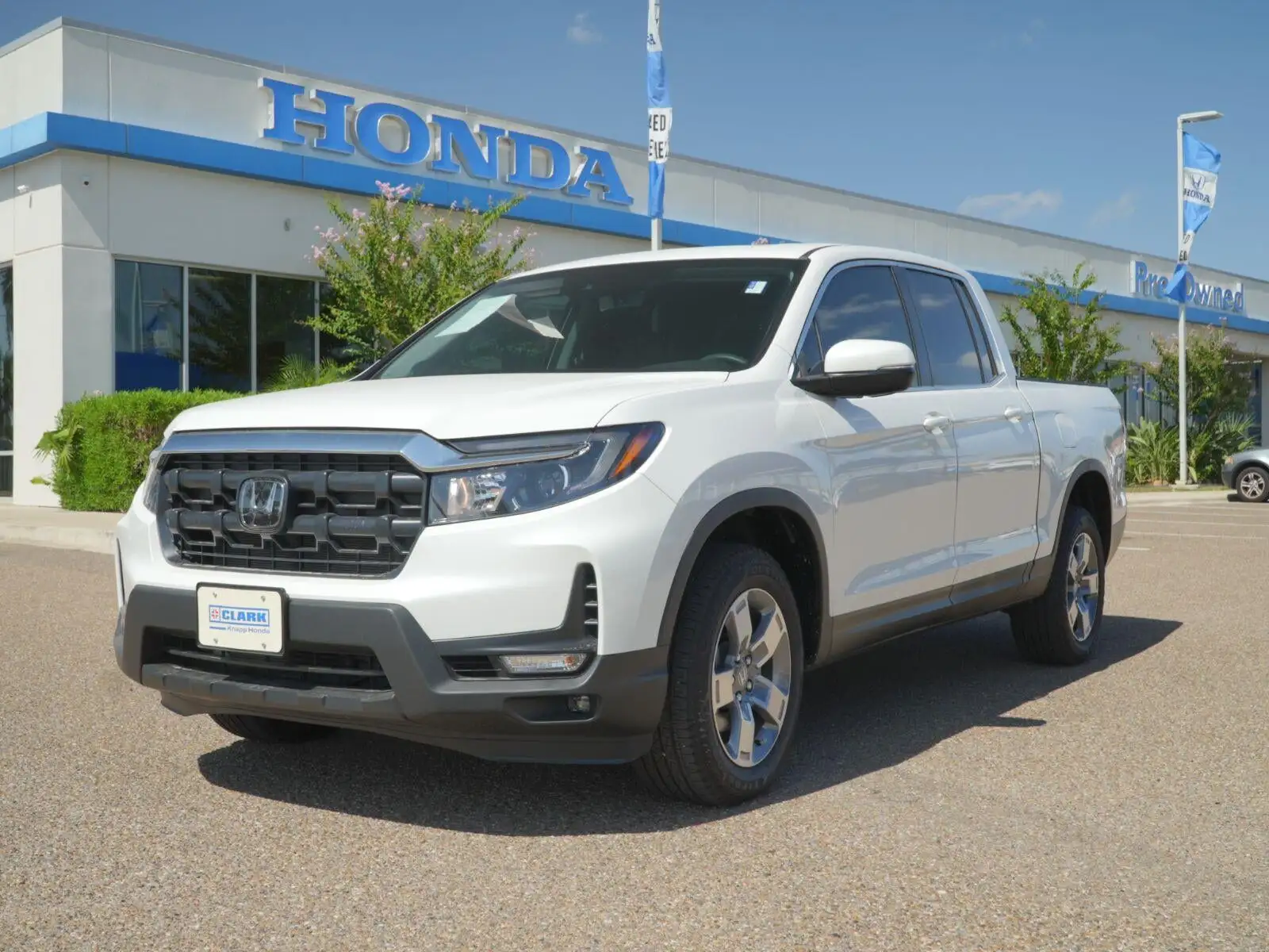 2026 Honda Ridgeline RTL AWD's photo