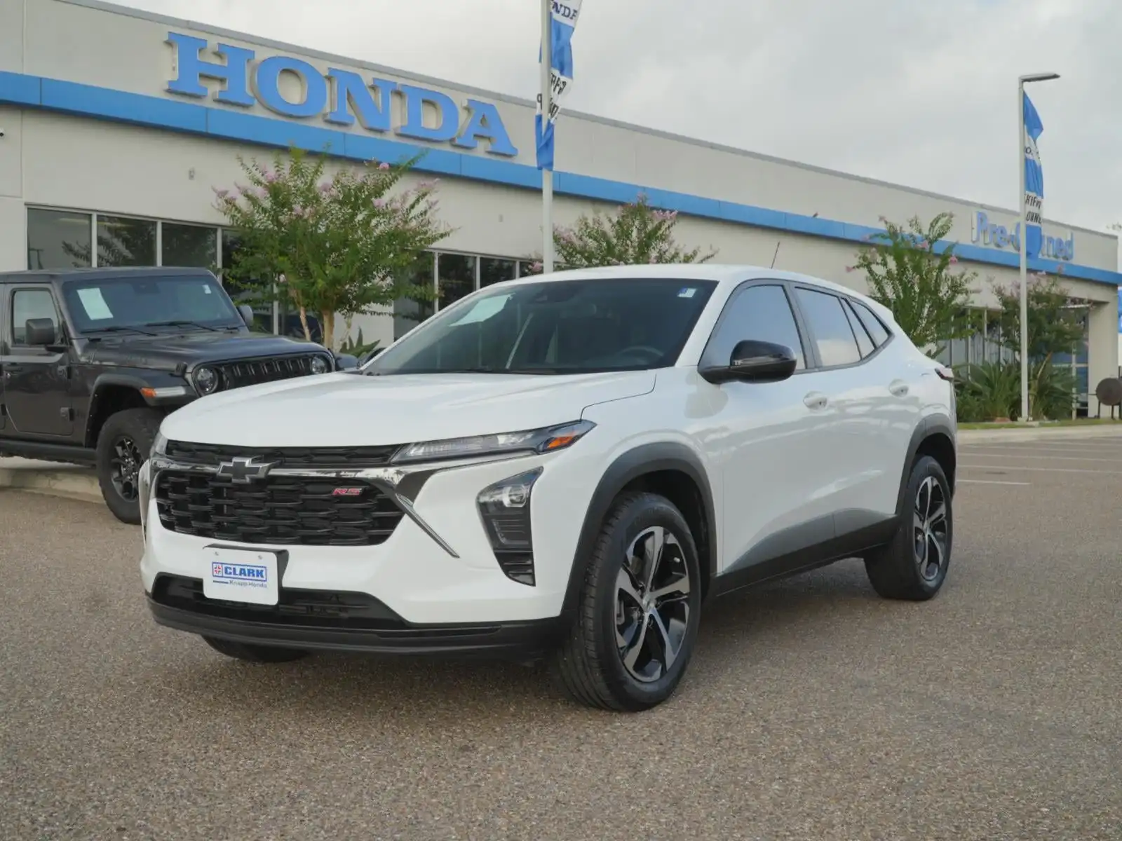 2025 Chevrolet Trax 1RS's photo