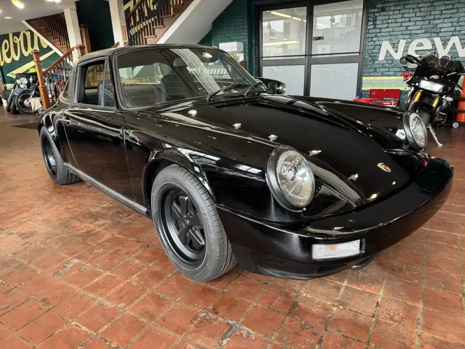 1982 Porsche 911's photo