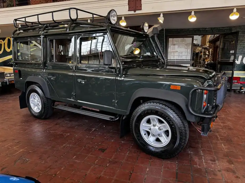 1993 Land Rover Defender's photo
