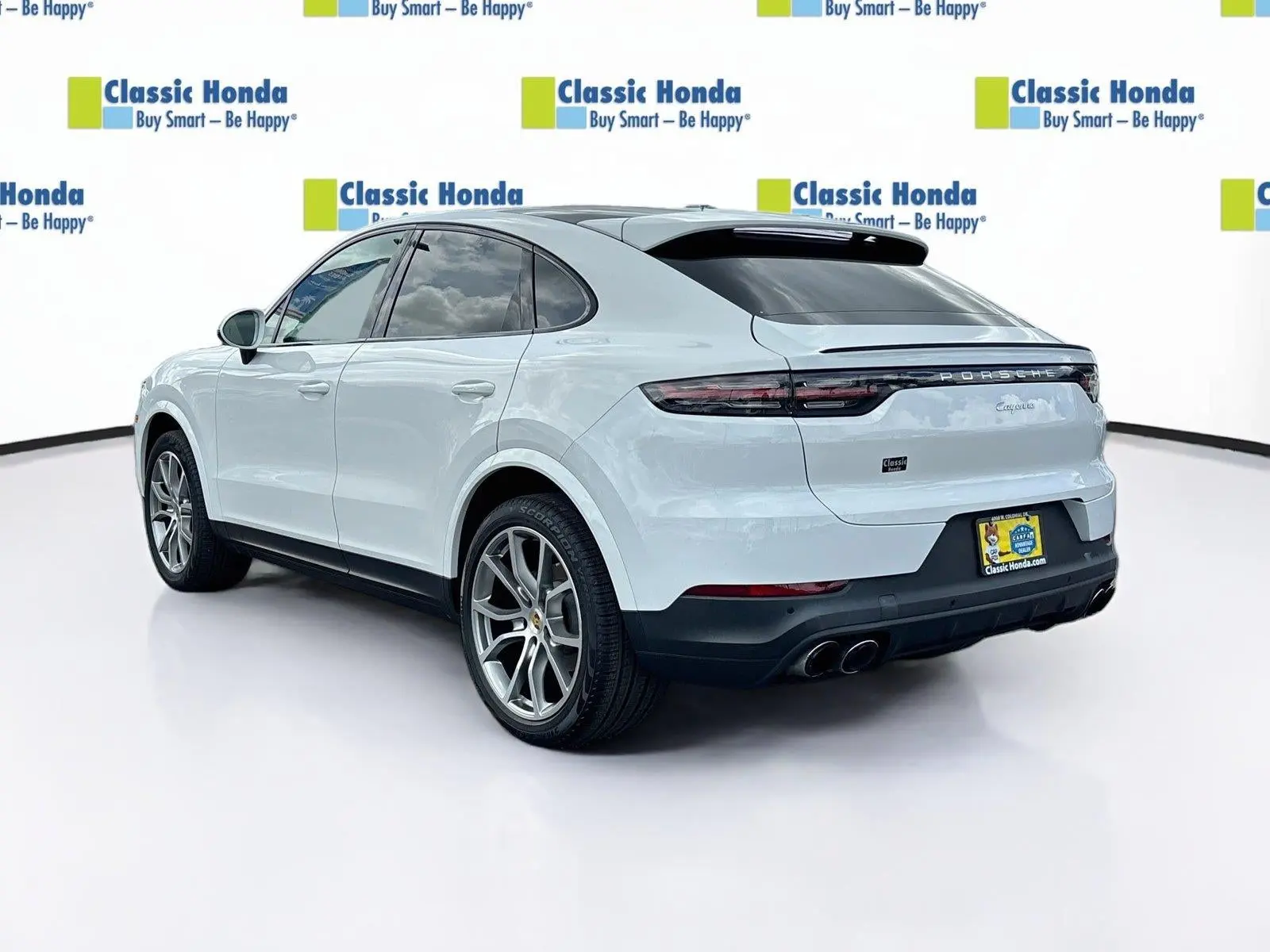 2021 Porsche Cayenne Base photo 5