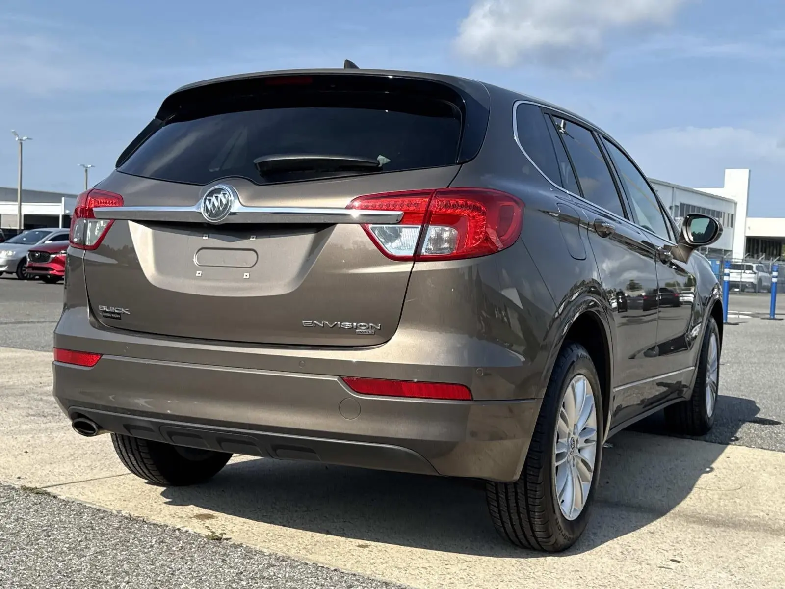 2018 Buick Envision Preferred AWD photo 3