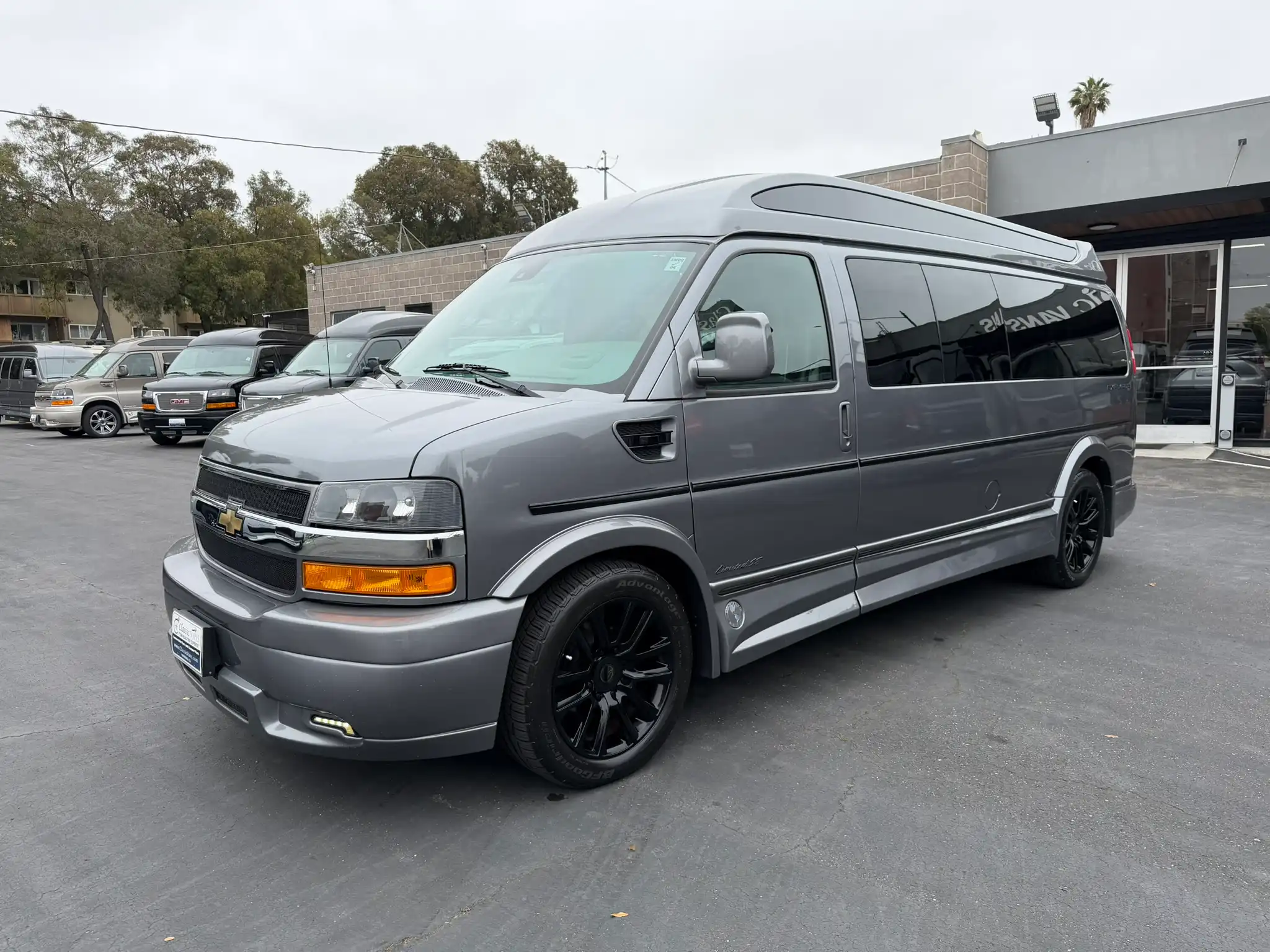 2019 Chevrolet Express 2500 Extended Work Van HD's photo