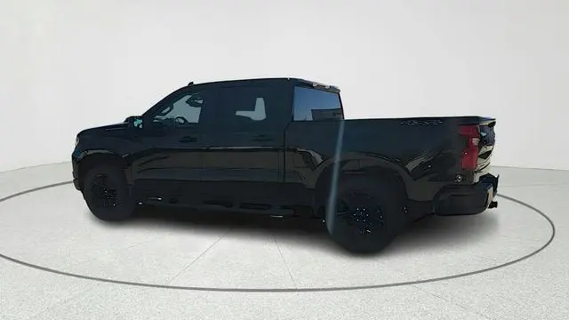 2026 Chevrolet Silverado 1500 RST 4WD Crew Cab Short Box photo 5