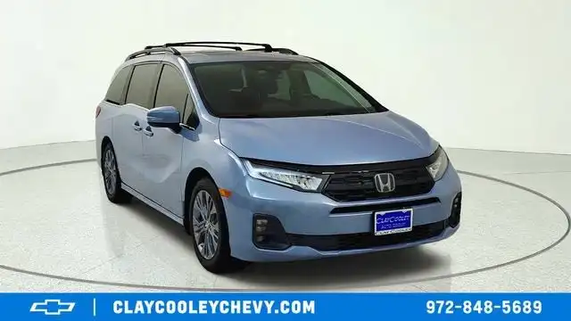 2025 Honda Odyssey Touring's photo