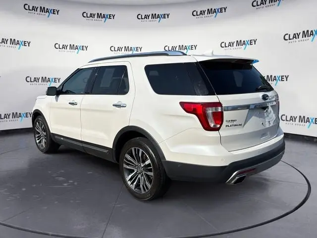 2016 Ford Explorer Platinum 4WD photo 3