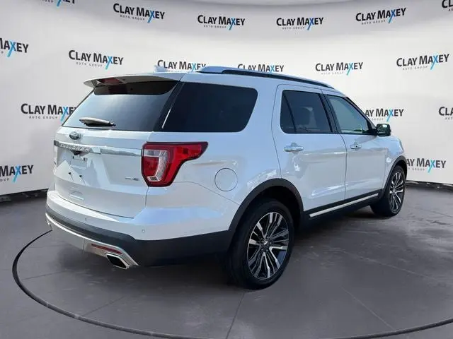 2016 Ford Explorer Platinum 4WD photo 5