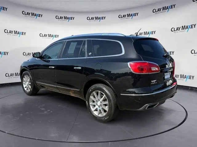 2017 Buick Enclave Leather photo 3
