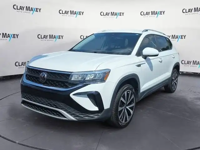 2023 Volkswagen Taos 1.5T SE's photo