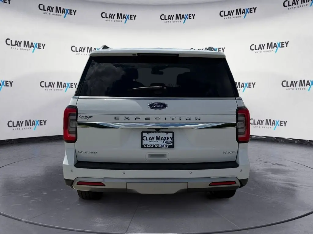 2024 Ford Expedition Limited MAX 4x4 photo 4