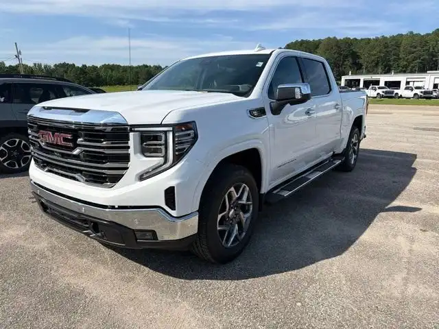 2026 GMC Sierra 4WD Crew Cab Short Box SLT's photo