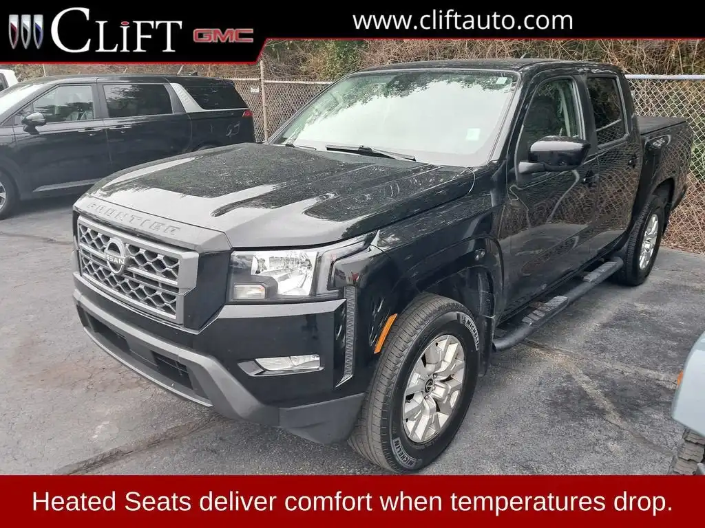 2023 Nissan Frontier SV Crew Cab 4X4 SWB's photo