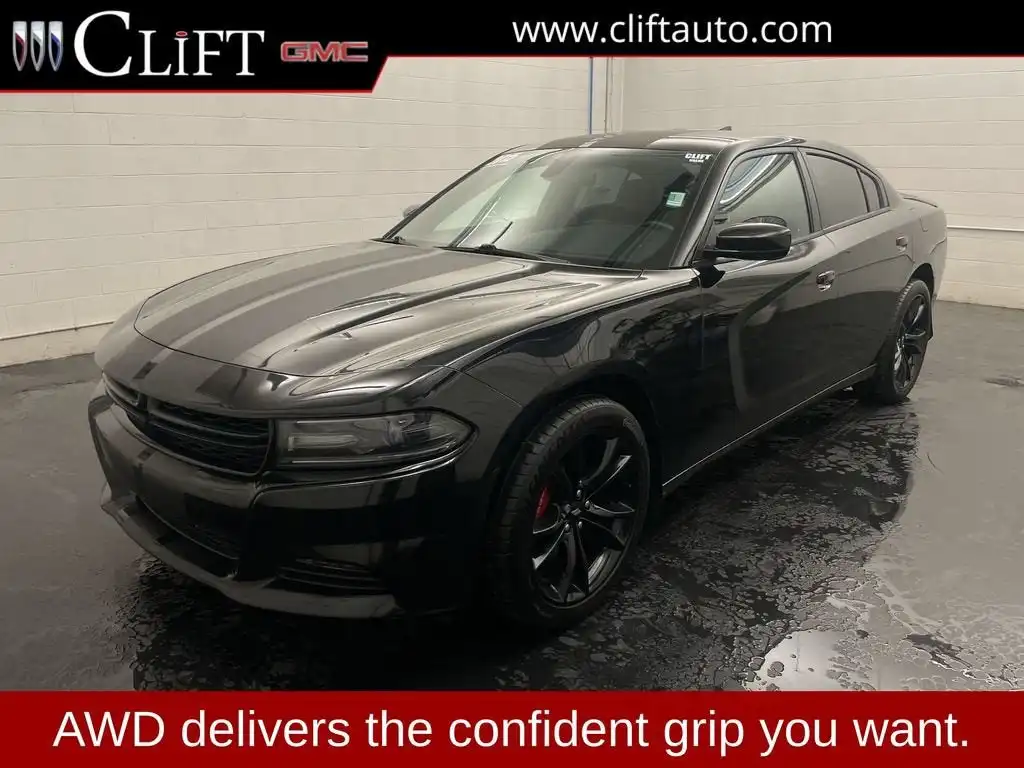 2015 Dodge Charger SXT AWD's photo