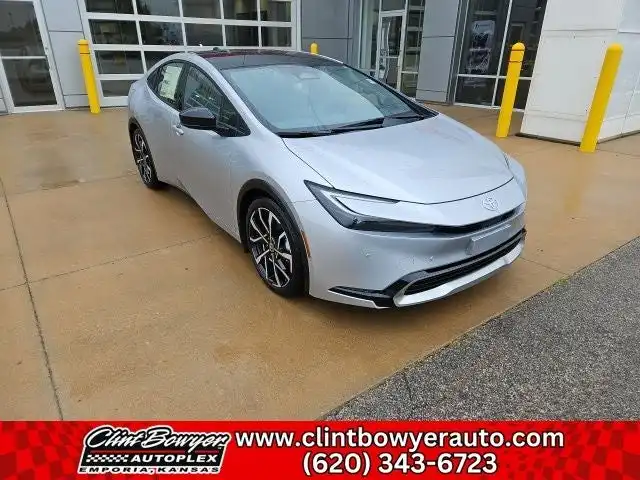 2026 Toyota Prius XSE Premium's photo