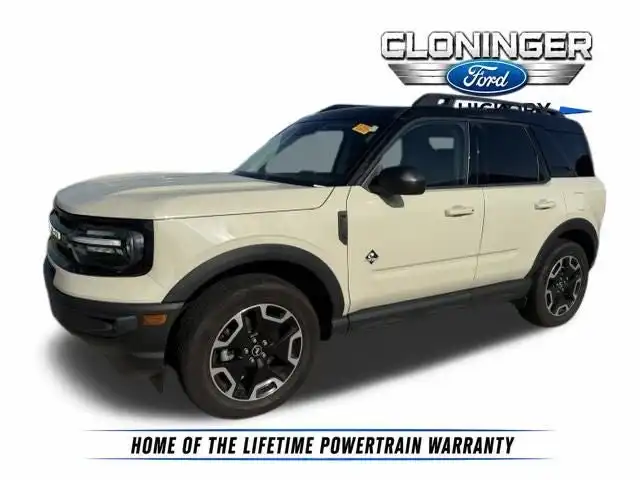 2024 Ford Bronco Sport Outer Banks 4X4's photo