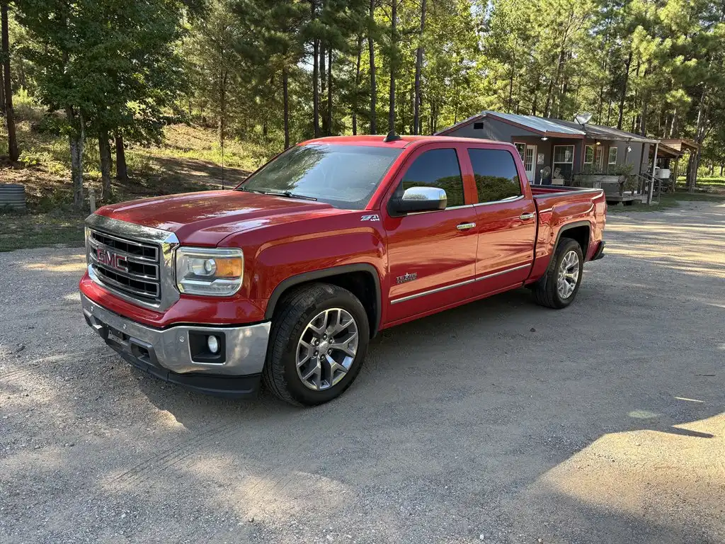 2015 GMC Sierra SLT 4WD Crew Cab SWB's photo