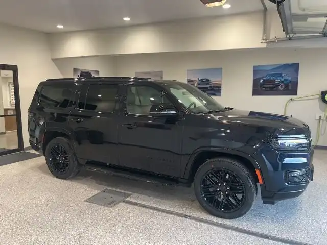 2025 Jeep Wagoneer Series II Carbide 4WD's photo