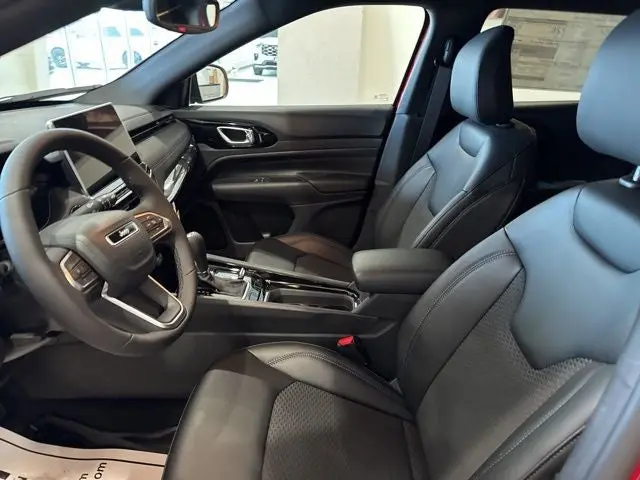 2026 Jeep Compass Altitude 4X4 photo 5