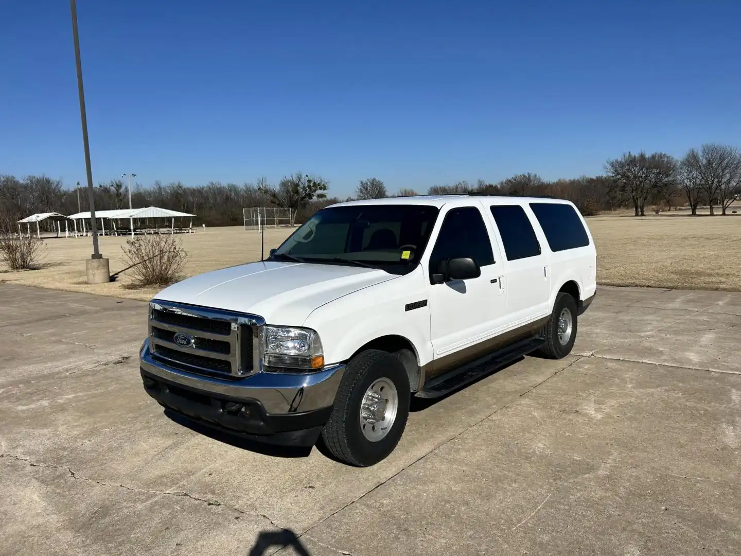 2000 Ford Excursion XLT's photo