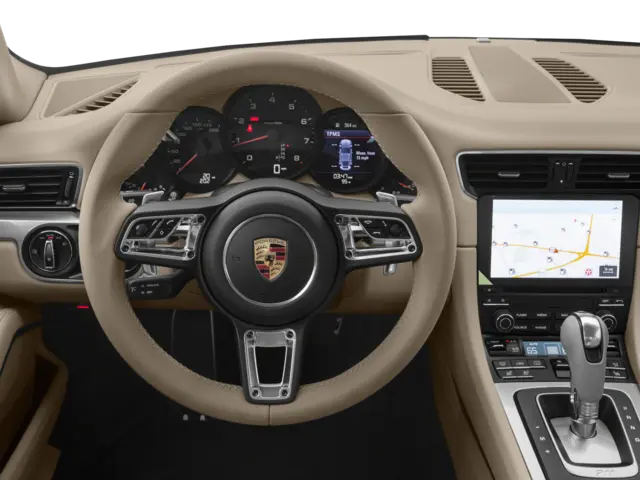 2018 Porsche 911 Carrera Coupe photo 4