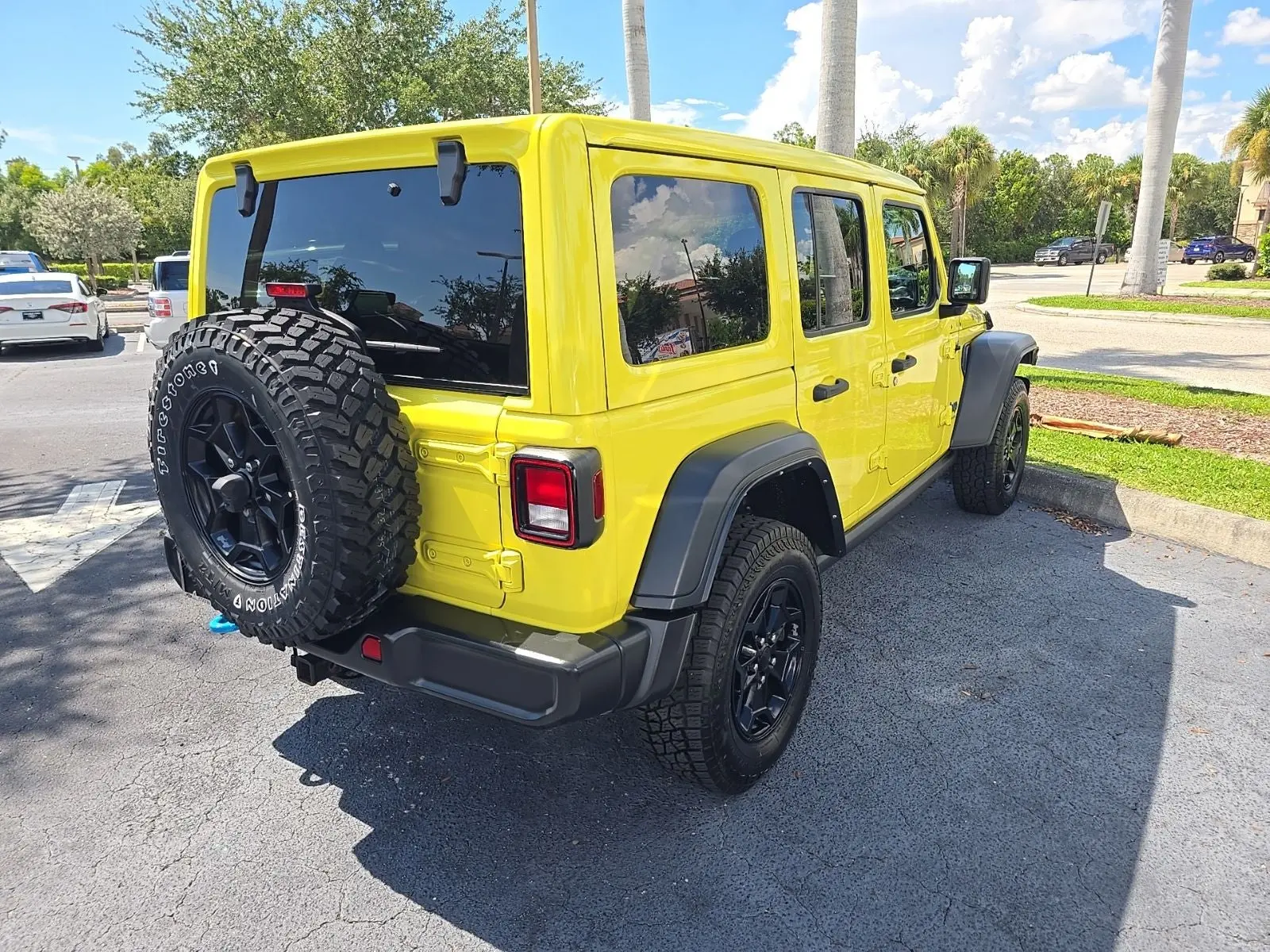 2023 Jeep Wrangler 4xe Willys 4xe photo 4