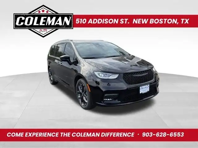 2026 Chrysler Pacifica Select's photo