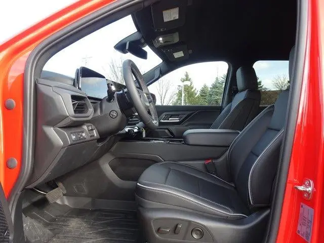 2026 Chevrolet Silverado EV LT Extended Range photo 5