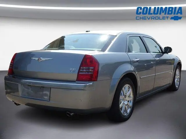 2007 Chrysler 300 C photo 3