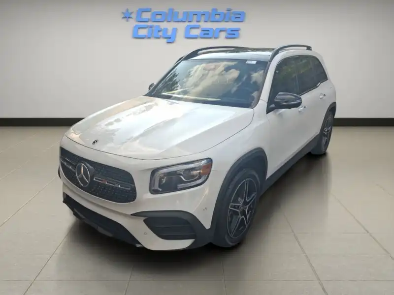 2022 Mercedes-Benz GLB GLB250 4MATIC's photo