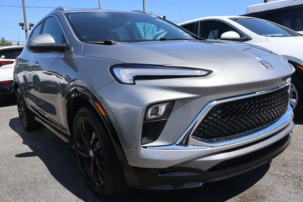 2024 Buick Encore GX Sport Touring's photo