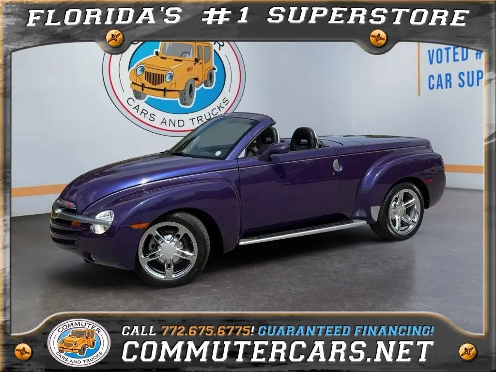 2004 Chevrolet SSR LS photo 1