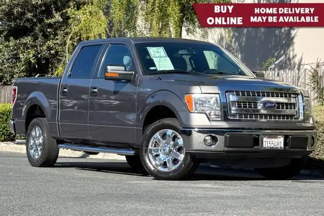 2013 Ford F-150 XLT SuperCrew 145 in's photo