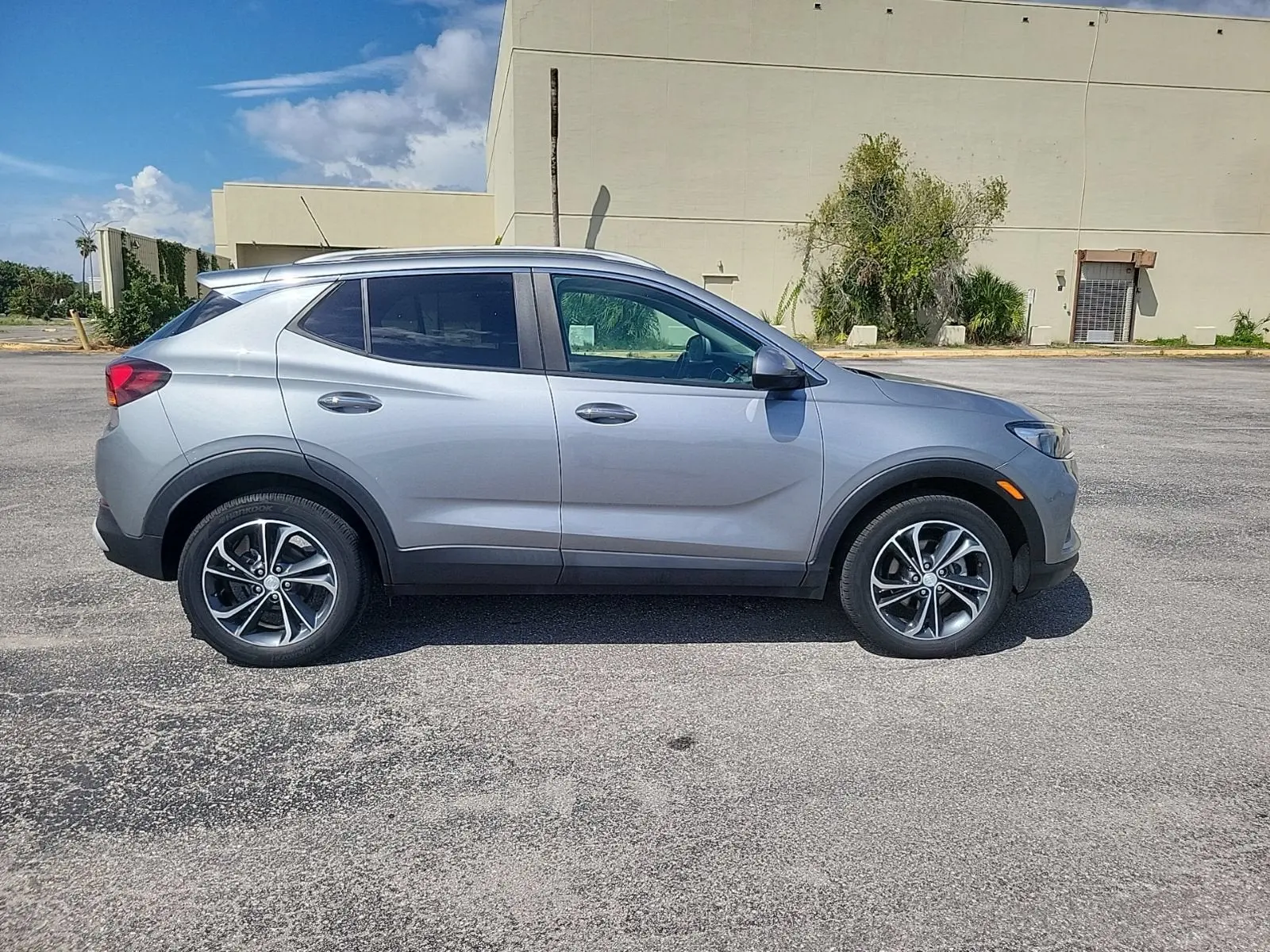 2023 Buick Encore GX Select photo 5