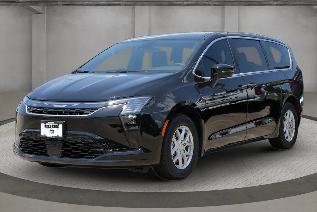 Vehicle Image 1