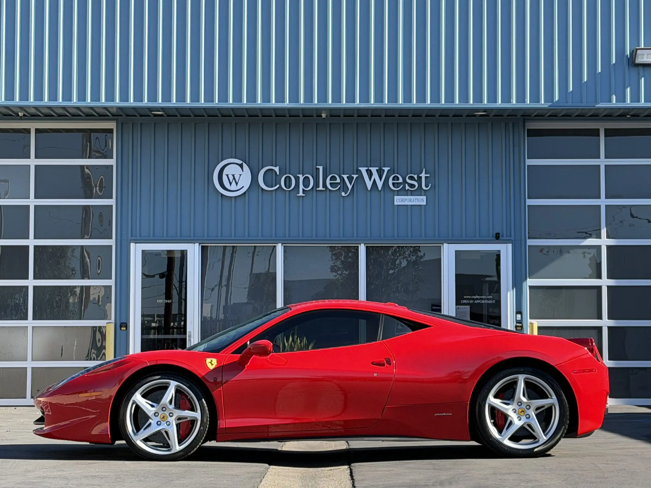 2010 Ferrari 458 Base's photo