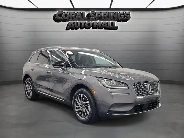 2022 Lincoln Corsair FWD's photo